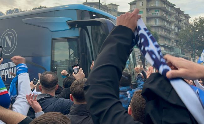 Festa scudetto e pullman scoperto? Passo indietro da Palazzo San Giacomo: “Non ne parliamo”