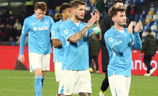 Il Napoli si è giocato il jolly, non c’è niente di scontato. A fine gara bel gesto dei tifosi