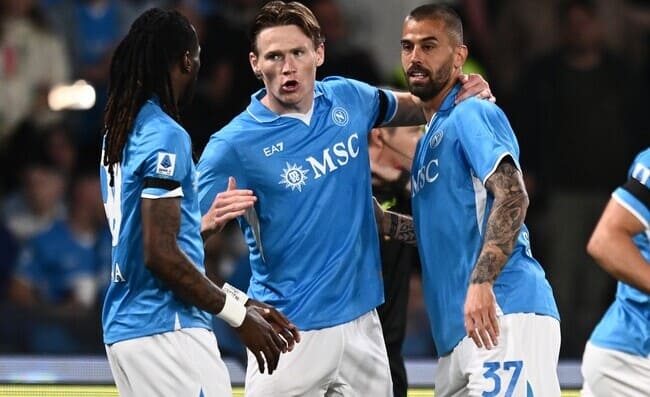 Parma-Napoli: probabili formazioni. McTominay c’è, Chivu con 9 assenti