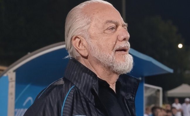 Il Napoli perde, De Laurentiis incita la squadra. Brutte voci (false) su Allegri