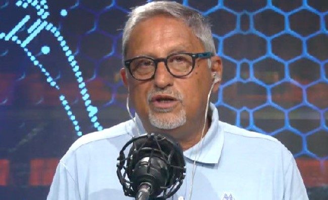 Alvino: “Basta sminuire il Napoli. Chi vuole tremare lo faccia sul divano, resti a casa”