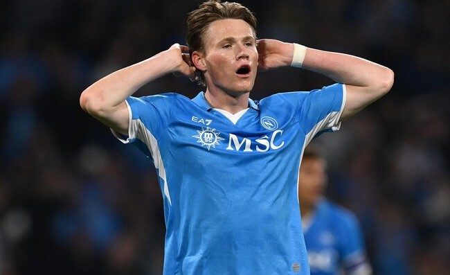 “Problemi McTominay e Giovane, il Napoli non sapeva nulla?”: tifosi perplessi sui tempi