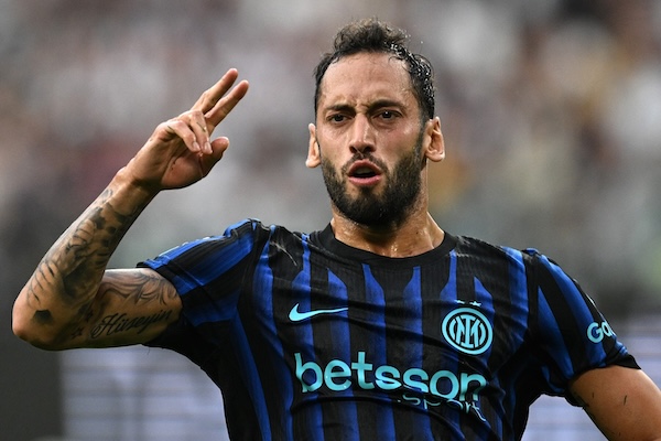 Anche Chivu promuove Orsato: “Le nuove regole stanno aiutando molto”