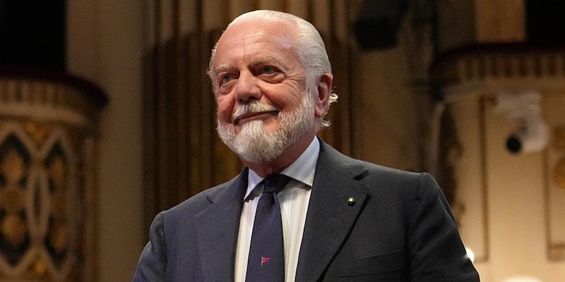 De Laurentiis e Rizzetta, la foto dell&rsquo;incontro e quella valutazione da due miliardi: riprendono i contatti ma a oggi non c&rsquo;&egrave; trattativa