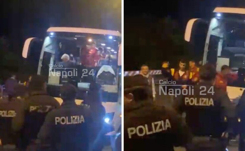 “Grande mister!”: la Roma è appena arrivata a Napoli, che accoglienza per Gasperini e i giallorossi! | VIDEO CN24