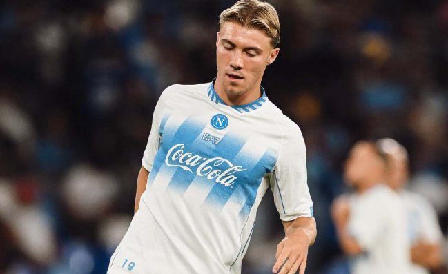 Hojlund prefer&igrave; il Napoli al Lipsia. I tedeschi ci (ri)provano: il prezzo dell’attaccante