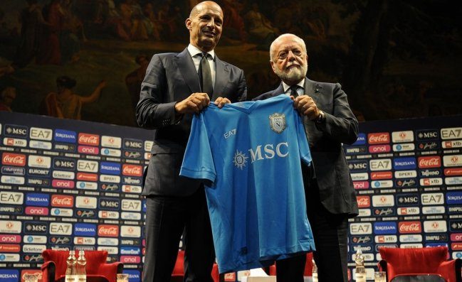 Il Napoli &egrave; scivolato al decimo posto, il messaggio di De Laurentiis ad Allegri