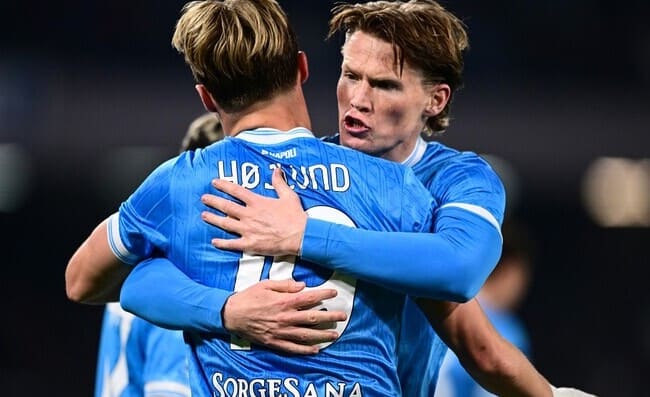 McTominay segna due gol e d&agrave; una lezione a Lucca e forse anche a Hojlund