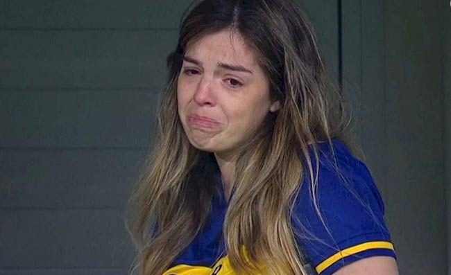 Morte Maradona, Dalma in lacrime: “Chiedo giustizia per mio padre”. La data della sentenza
