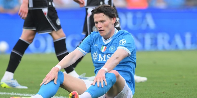 Napoli, oggi l&rsquo;idoneit&agrave; per McTominay: ecco gli ultimi esami