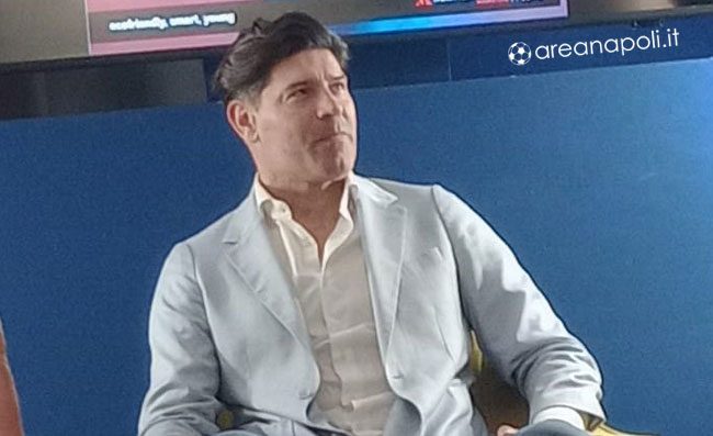 Sosa: “Al posto di Beukema avrei spaccato l’avversario. Napoli, non vedo luce: solo una lampadina”
