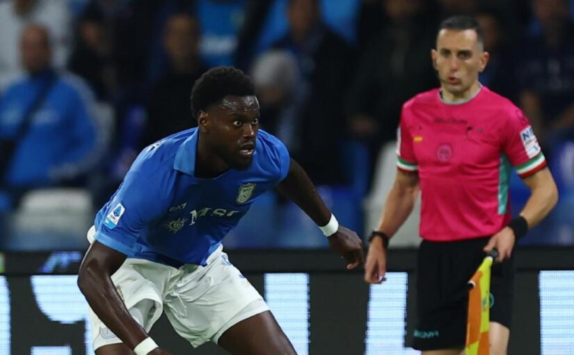 "Esce e il Napoli comincia a scricchiolare. Coincidenza?". Voti e pagelle Badiashile